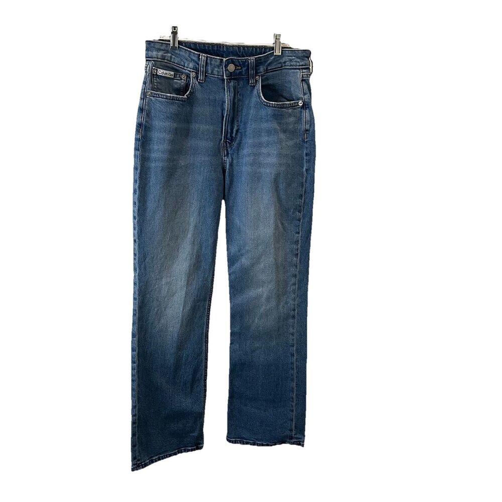 Calvin Klein High Rise Flare Crop Jeans Womens Size 30 Medium Wash